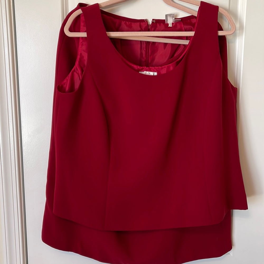 Tahari 2-Piece Fully Lined Skirt With Kick Pleat And Matching Top